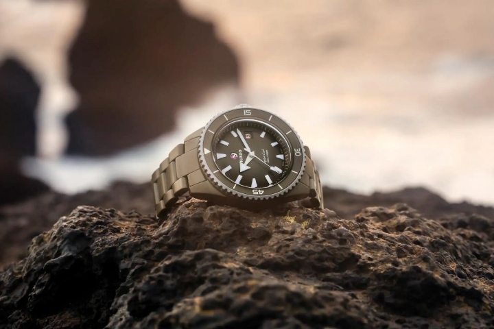 Obrazek RADO Rado Captain Cook High-Tech Ceramic Diver