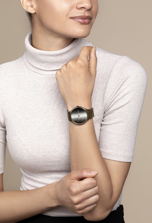 Obrazek RADO Rado True Thinline x Great Gardens of the World Chapter 6