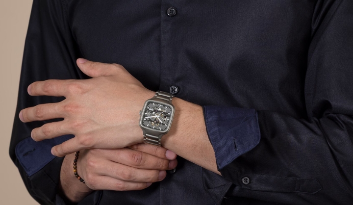 Obrazek Rado True Square Automatic Skeleton