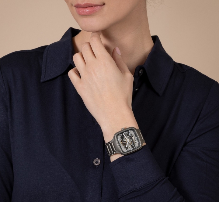 Obrazek Rado True Square Automatic Skeleton