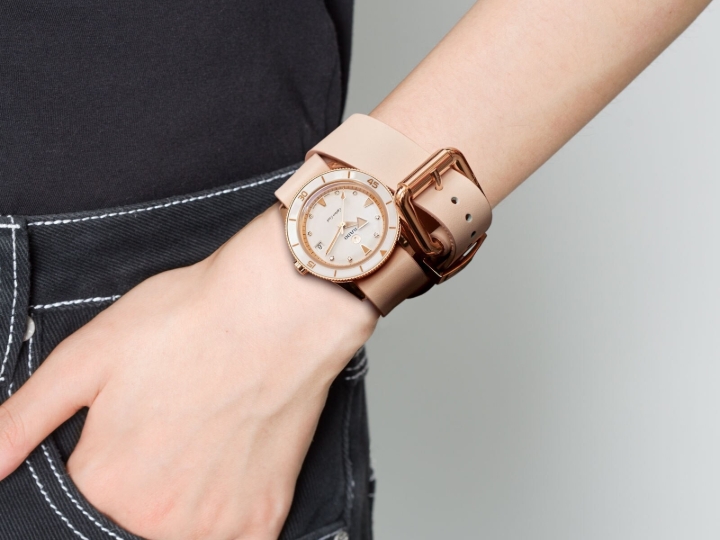 Obrazek RADO Rado Captain Cook Marina Hoermanseder