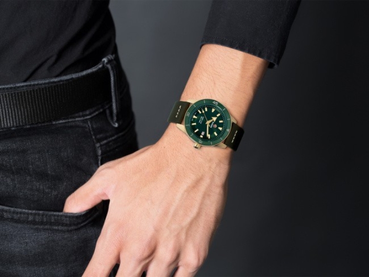 Obrazek RADO Rado Captain Cook Automatic Bronze