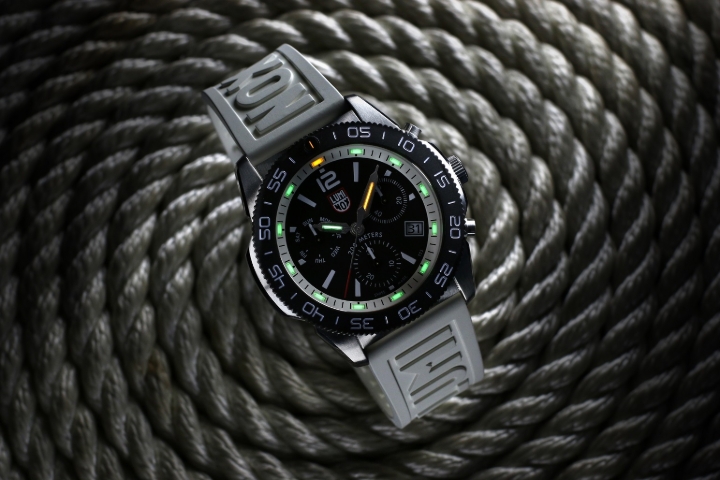 Obrazek Luminox Pacific Diver Chronograph 3140 Series