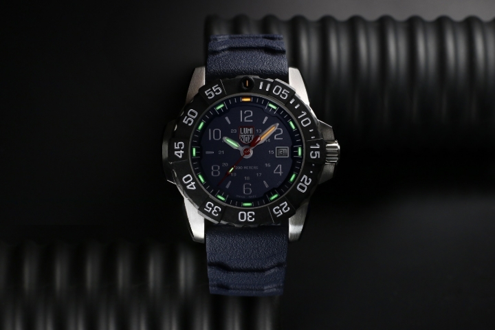 Obrazek Luminox Navy SEAL 3250 Time Date Series