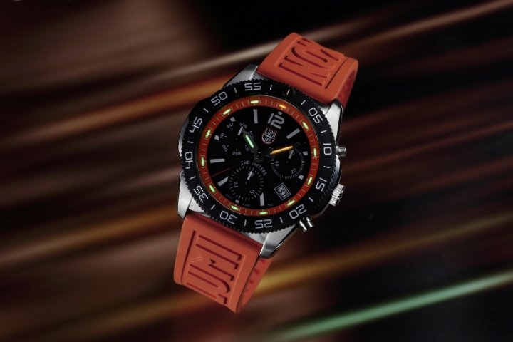 Obrazek Luminox Pacific Diver Chronograph 3140 Series