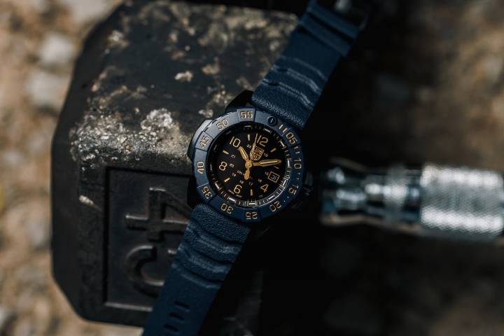 Obrazek Luminox Navy SEAL Foundation 3250 Back to the Blue Series