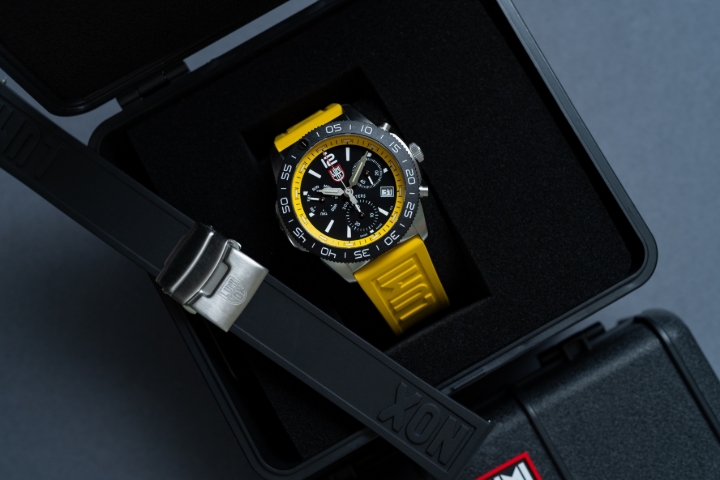 Obrazek Luminox Pacific Diver Chronograph 3140 Series
