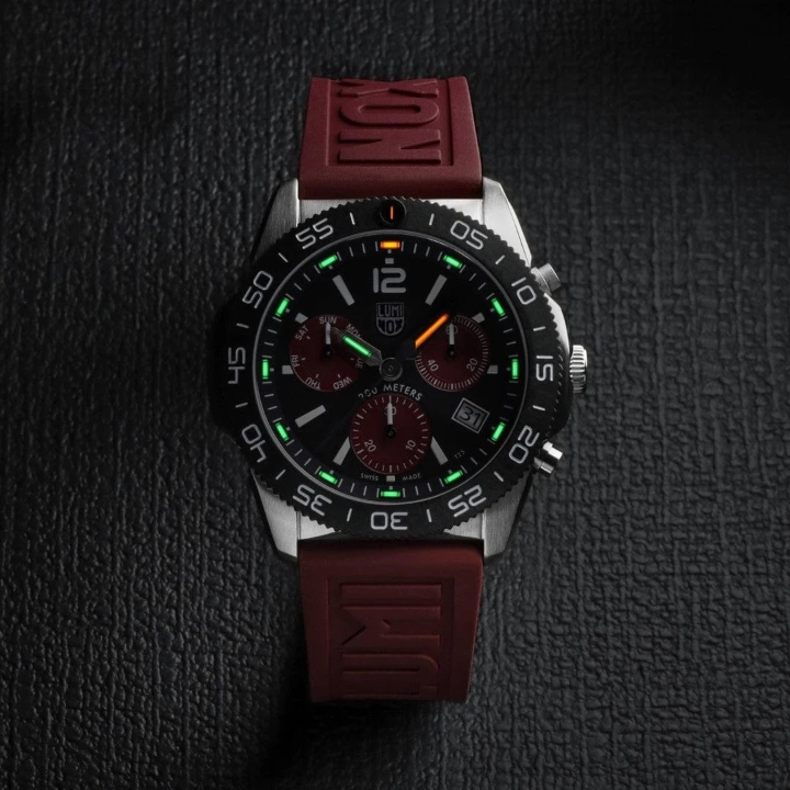Obrazek Luminox Pacific Diver Chronograph 3140 Series