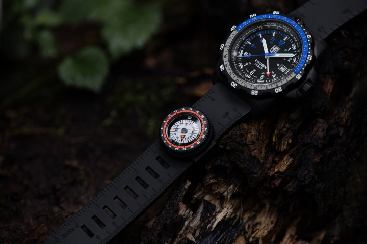 Obrazek LUMINOX RECON POINT MAN 8830 SERIES