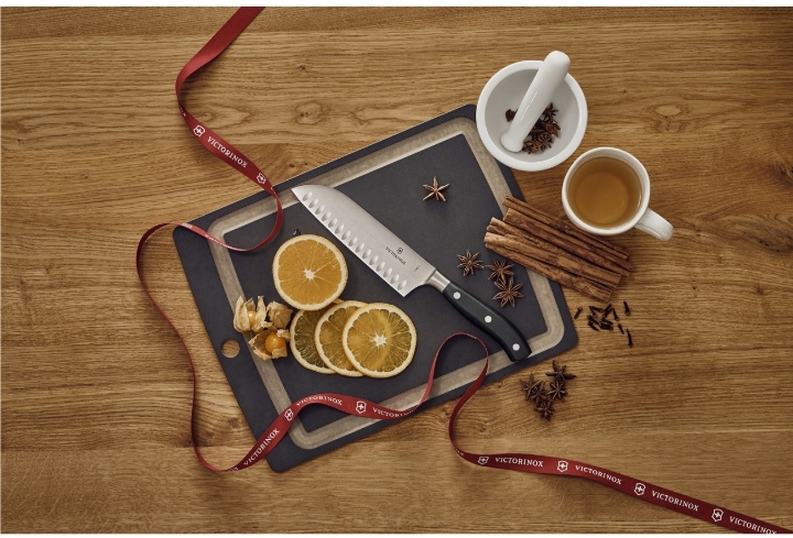 Obrazek Kuty Nóż Victorinox Grand Maître Santoku 17 cm