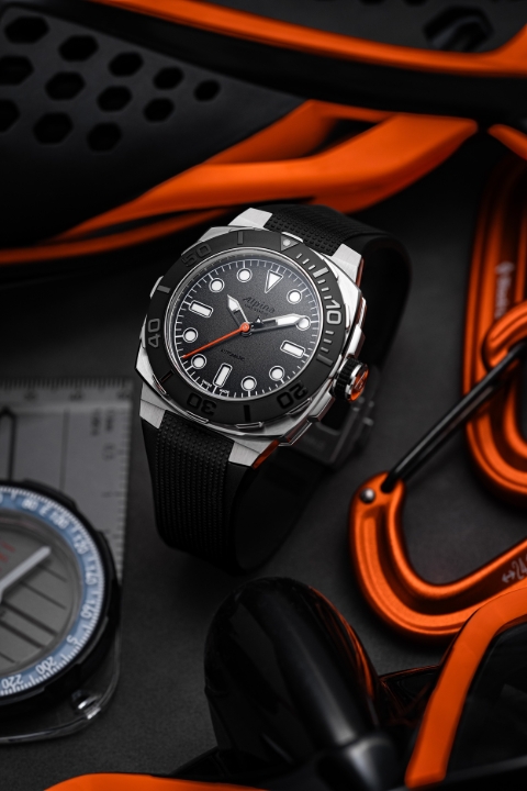 Obrazek Alpina × TRTS Seastrong Diver Extreme Automatic Limited Edition