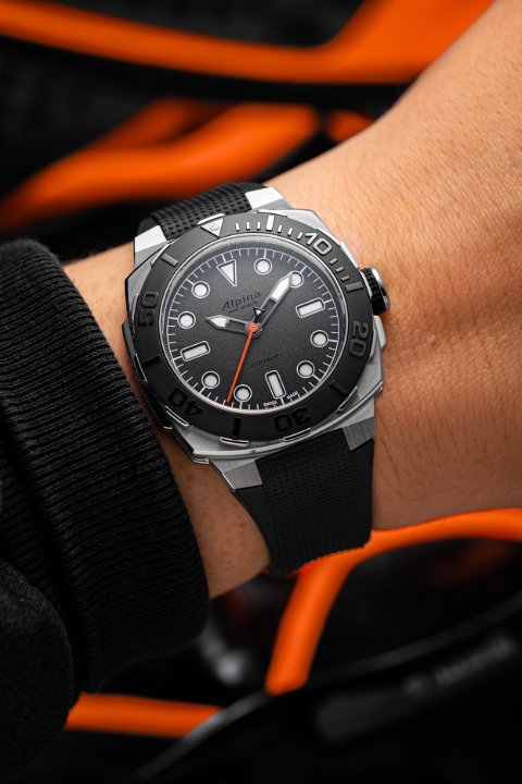 Obrazek Alpina × TRTS Seastrong Diver Extreme Automatic Limited Edition