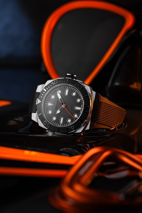 Obrazek Alpina × TRTS Seastrong Diver Extreme Automatic Limited Edition
