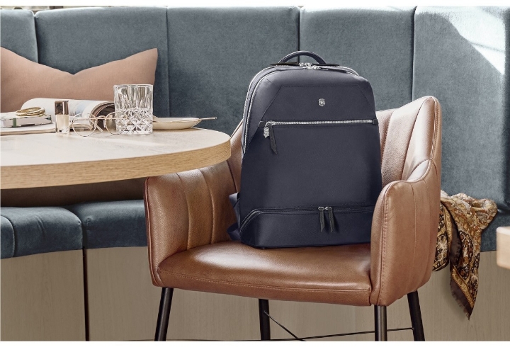 Obrazek Plecak Victorinox Victoria Signature Deluxe Midnight Blue