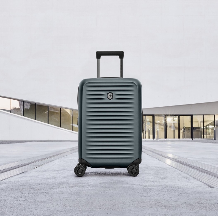 Obrazek Walizka Podręczna Victorinox Airox Advanced Frequent Flyer Storm Expandable