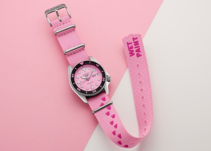 Obrazek Seiko 5 Sports SKX Series Pink Panther Limited Edition