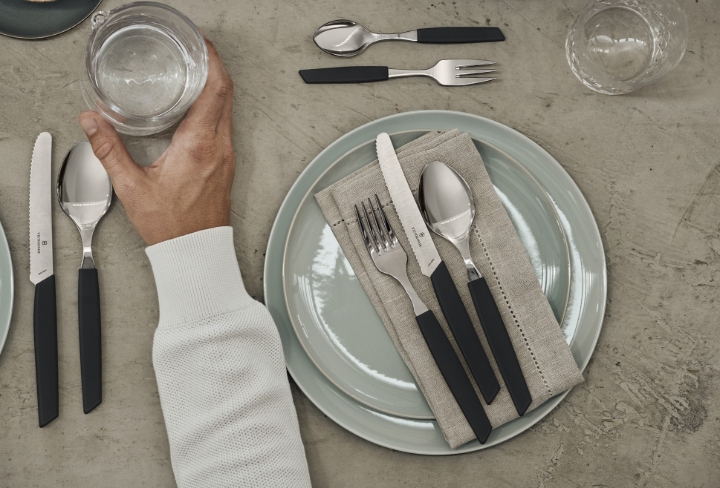 Obrazek Zestaw stołowy Victorinox Swiss Modern 24 szt.