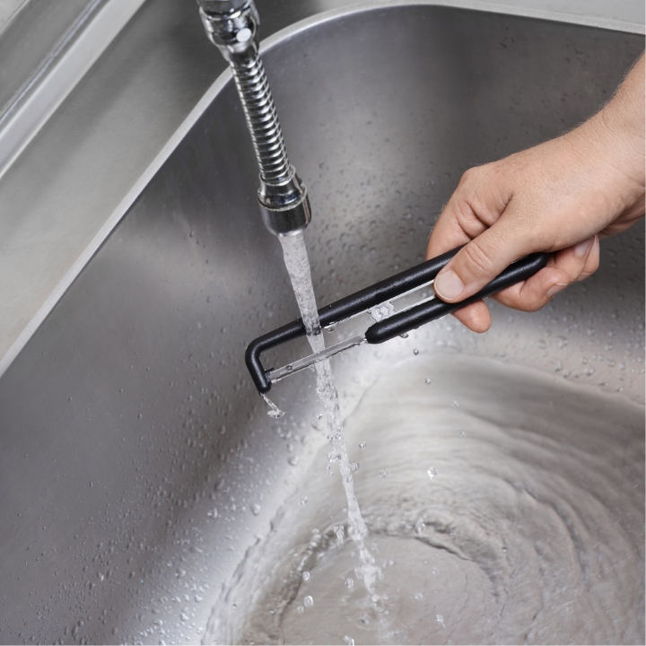 Obrazek Obieraczka Victorinox Nova-I z prostym ostrzem