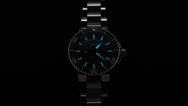 Obrazek Oris Aquis Dat Watt Limited Edition II
