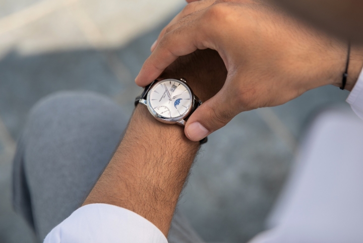 Obrazek Frederique Constant Manufacture Classic Power Reserve Big Date