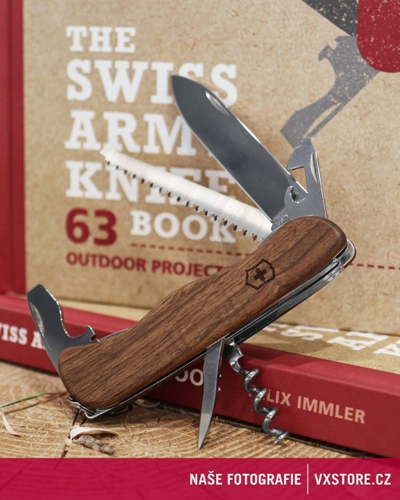 Obrazek Scyzoryk Victorinox Forester Wood, 111mm, orzech