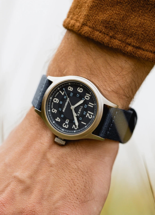 Obrazek TIMEX Expedition North Sierra 40mm Recycled Indiglo