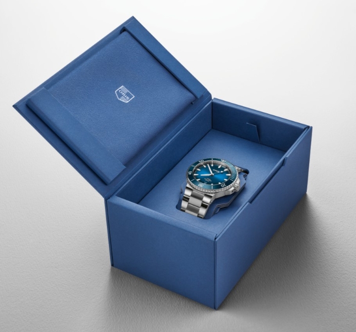 Obrazek Oris Aquis Date