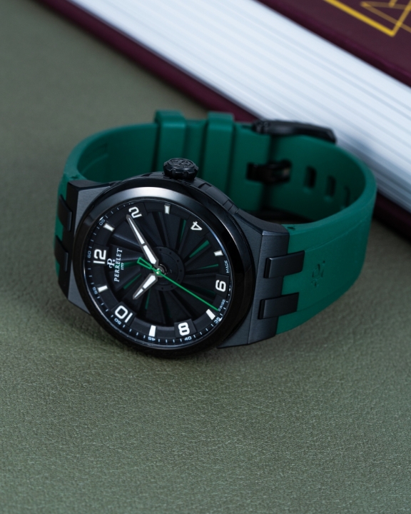 Obrazek Perrelet Turbine Titanium 41 Green