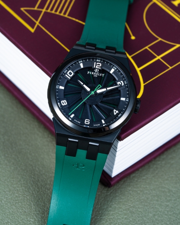 Obrazek Perrelet Turbine Titanium 41 Green