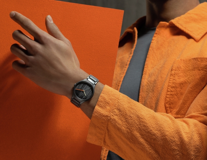 Obrazek Rado True Thinline Les Couleurs™ Iron Grey Special Edition