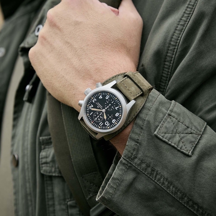 Obrazek Hamilton Khaki Field Auto Chrono