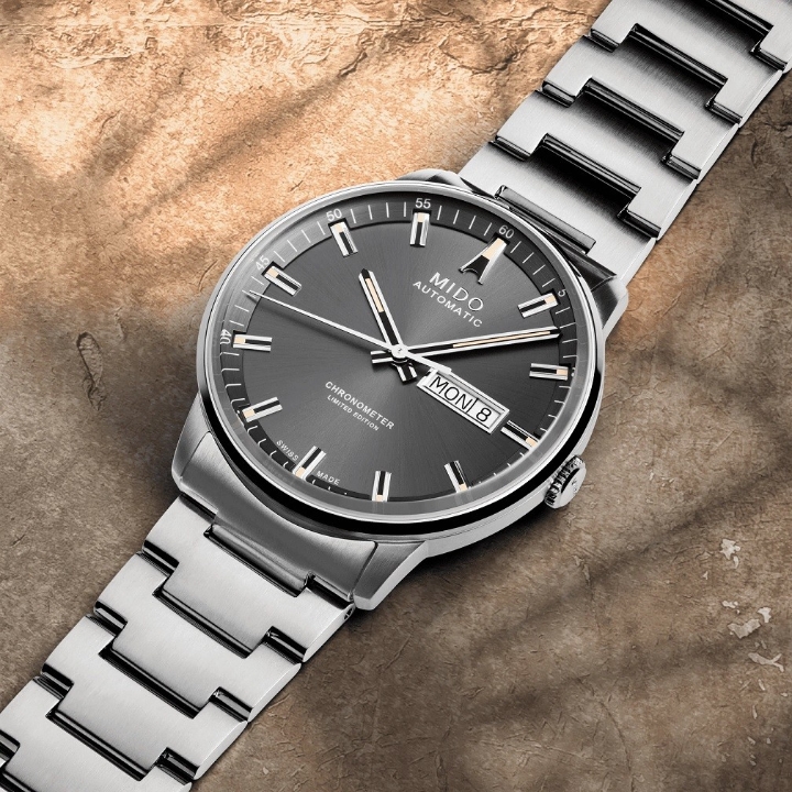 Obrazek Mido Commander 20th Anniversary Inspired by Architecture Limited Edition