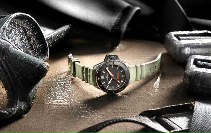 Obrazek Hamilton Khaki Navy Frogman Auto