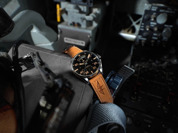 Obrazek Hamilton Khaki Aviation Pilot Day Date