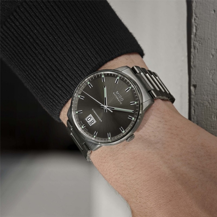 Obrazek Mido Commander Big Date