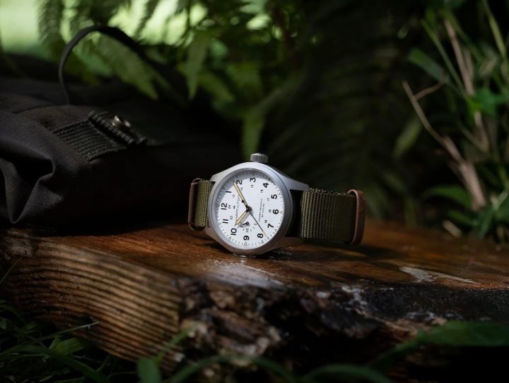 Obrazek Hamilton Khaki Field Mechanical Power Reserve
