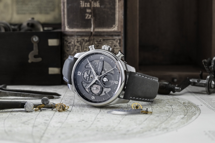 Obrazek Union Glashütte Belisar Chronograph Moon Phase