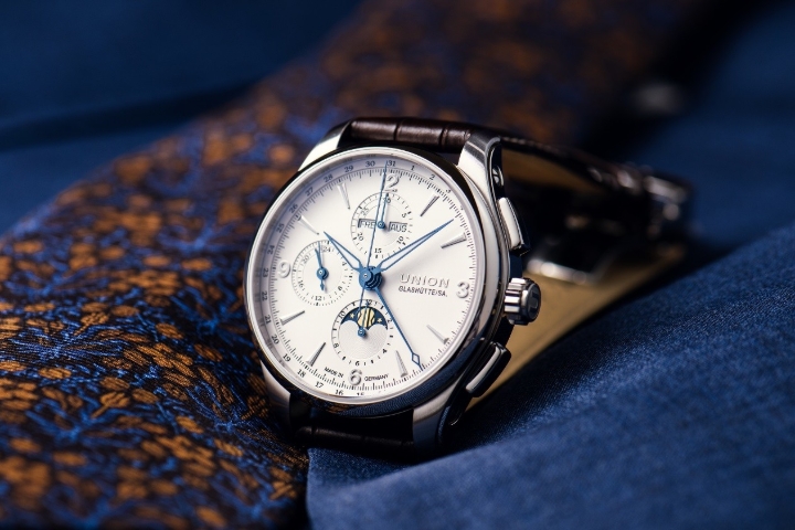 Obrazek Union Glashütte Belisar Chronograph Moon Phase