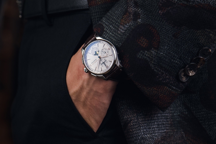 Obrazek Union Glashütte Belisar Chronograph Moon Phase