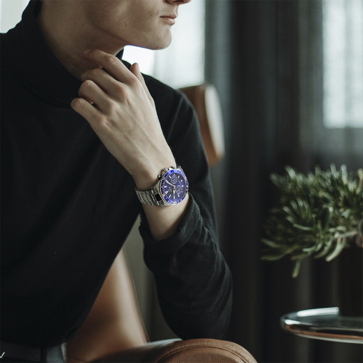 Obrazek Jaguar Executive Diver Hybrid