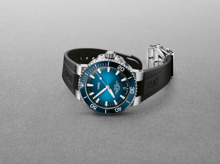 Obrazek Oris Aquis Date