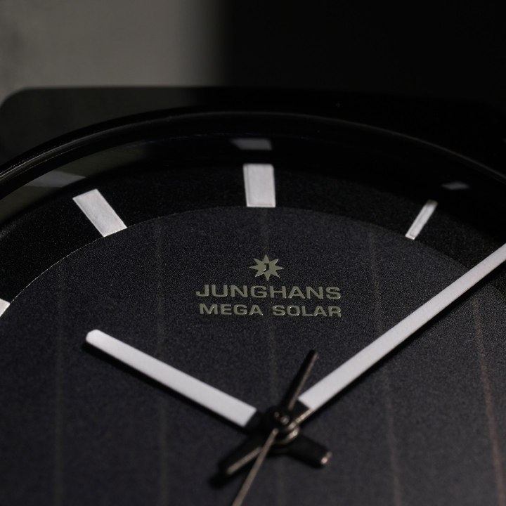 Obrazek Junghans Force Mega Solar