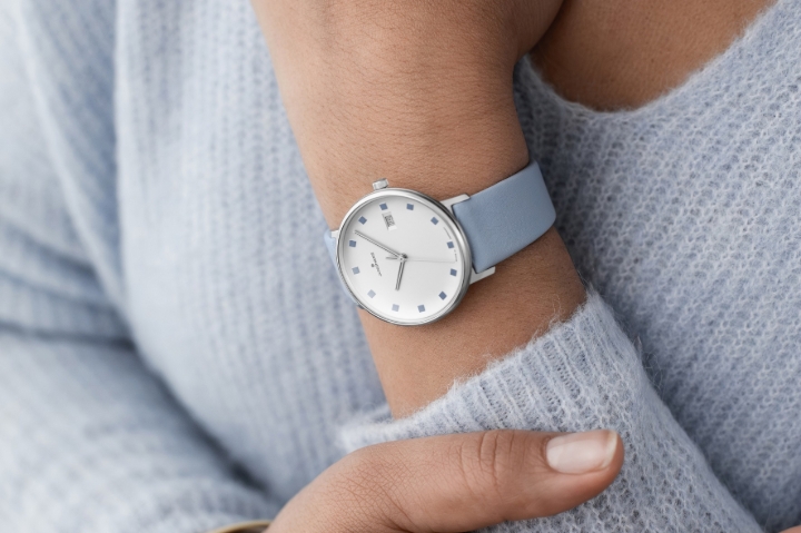 Obrazek Junghans Form Damen