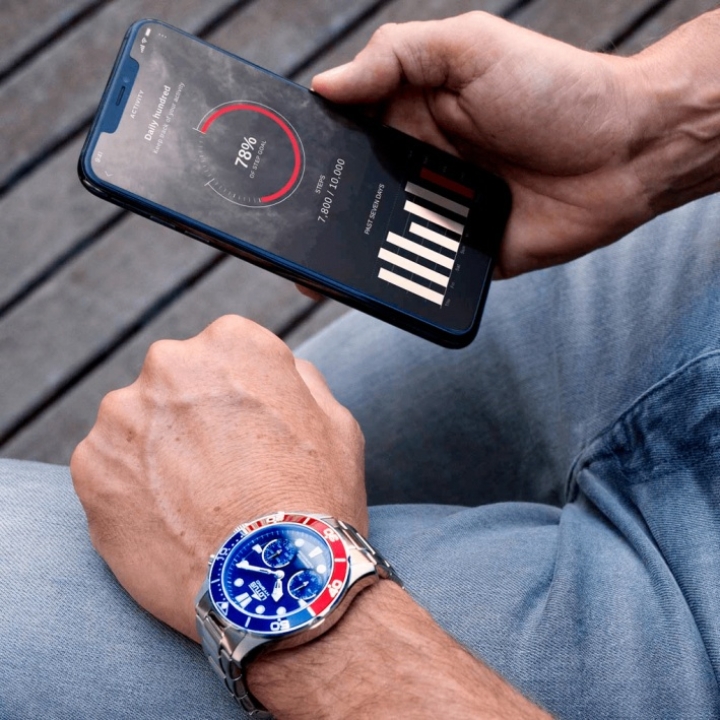 Obrazek Lotus Connected