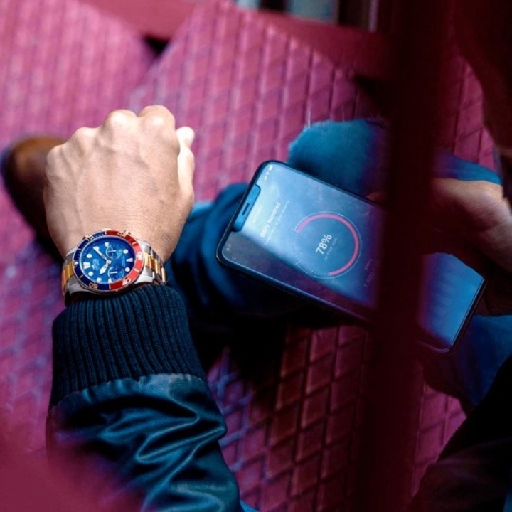 Obrazek Lotus Connected