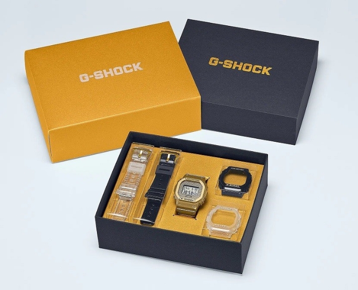 Obrazek Casio G-Shock Gold Chain Box Set