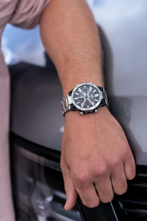 Obrazek Casio EDIFICE SOSPENSIONE