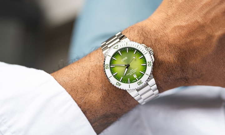 Obrazek Oris Aquis Date Taste of Summer