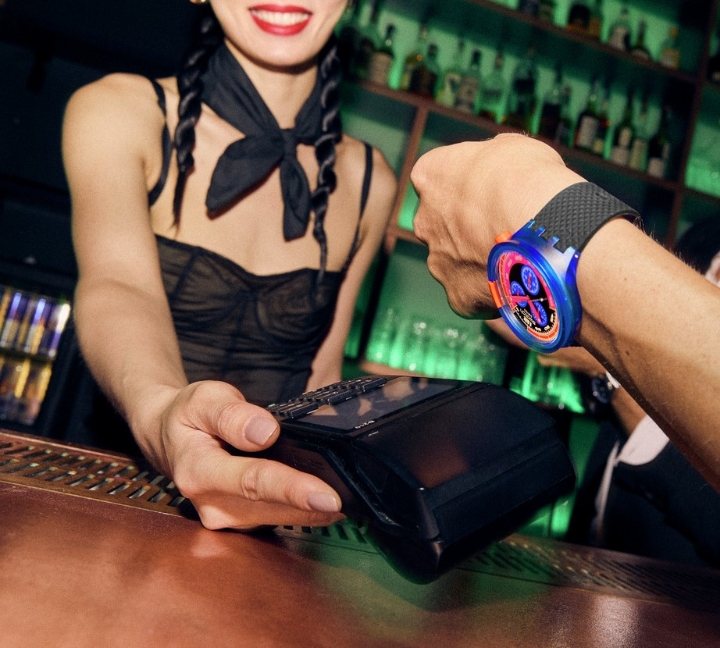Obrazek SWATCH NEON PARTY TO THE MAX PAY!