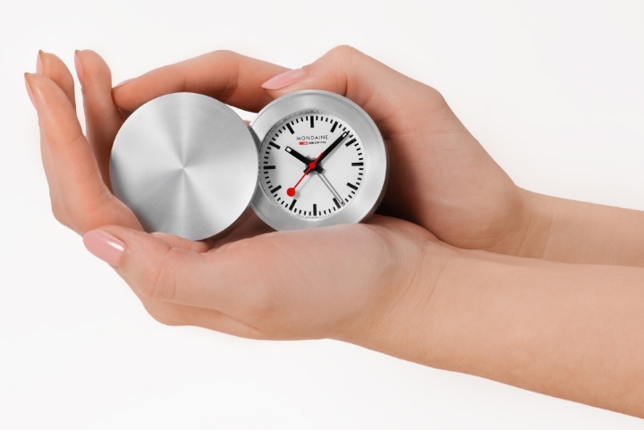 Obrazek MONDAINE Travel Alarm Clock